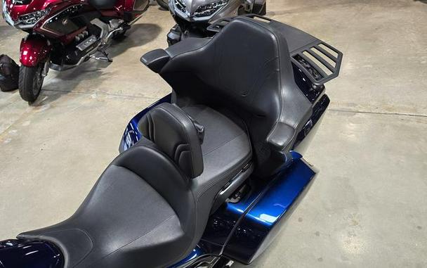 2018 Honda® Gold Wing Tour Pearl Hawkseye Blue