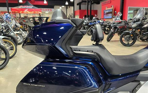 2018 Honda® Gold Wing Tour Pearl Hawkseye Blue