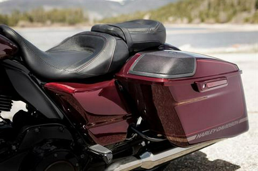 2019 Harley-Davidson CVO™ Street Glide®