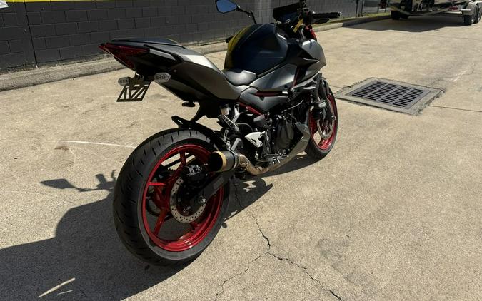 2024 Kawasaki Z500 SE ABS