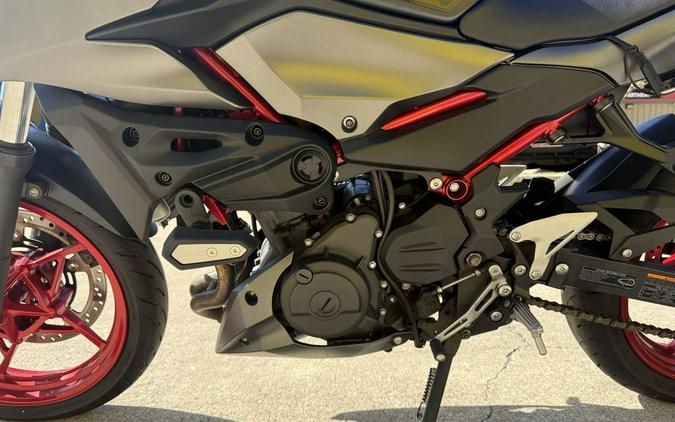 2024 Kawasaki Z500 SE ABS