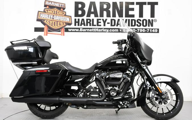2018 Harley-Davidson® FLHXS Street Glide® Special