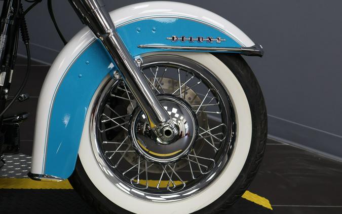 2016 Harley-Davidson® Softail® Deluxe Two-Tone Crushed Ice Pearl/Frosted Teal Pearl
