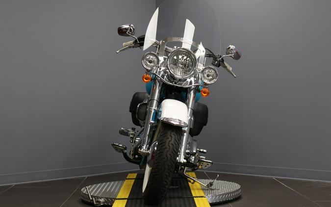 2016 Harley-Davidson® Softail® Deluxe Two-Tone Crushed Ice Pearl/Frosted Teal Pearl