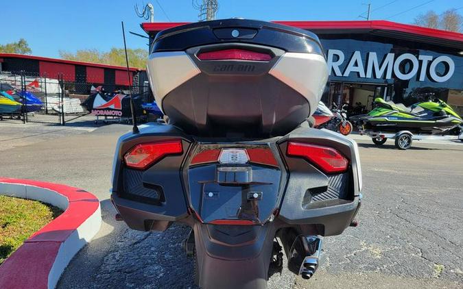 2022 Can-Am® Spyder RT Base