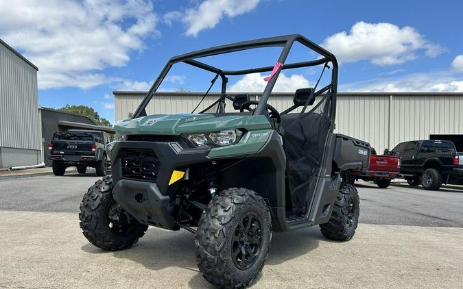 2025 Can-Am™ Defender DPS HD7