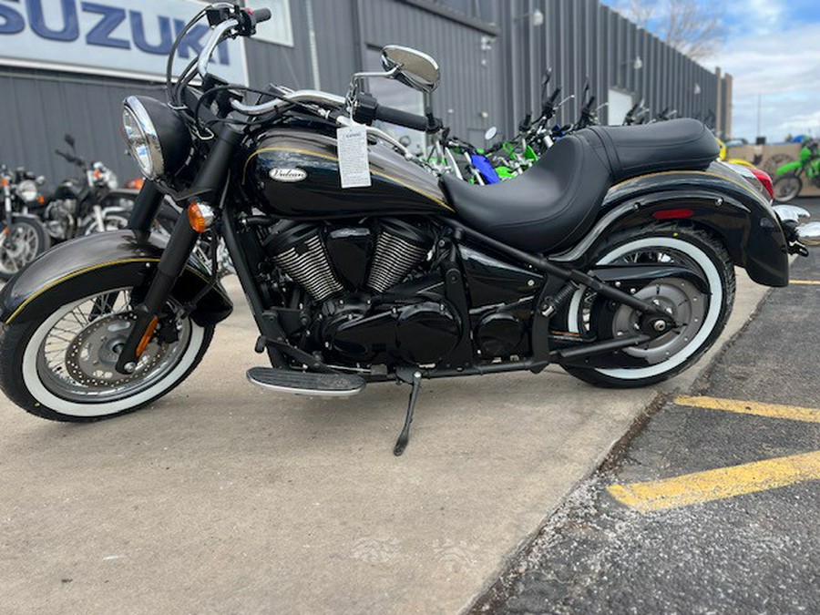 2023 Kawasaki Vulcan® 900 Classic