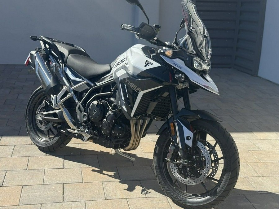 2025 Triumph Tiger 900 GT Pro Snowdonia White