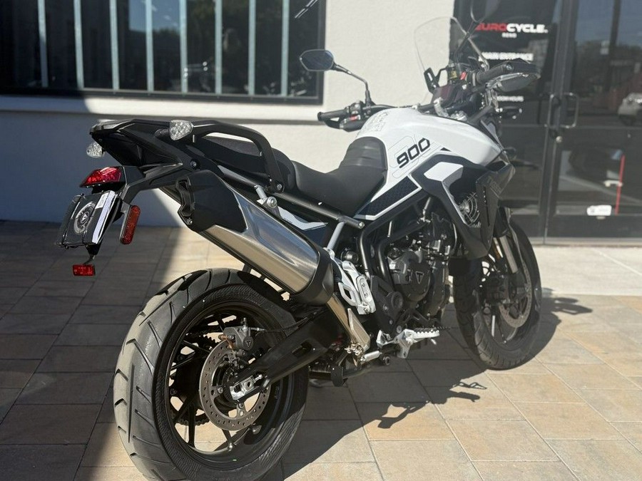 2025 Triumph Tiger 900 GT Pro Snowdonia White