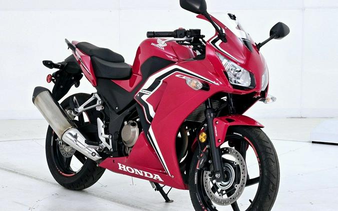 2022 Honda® CBR300R ABS