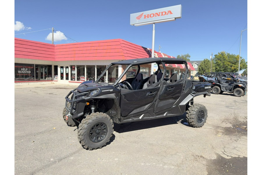 2025 Can-Am SSV COM MAX XT 64 1000R BK 25 XT 1000R
