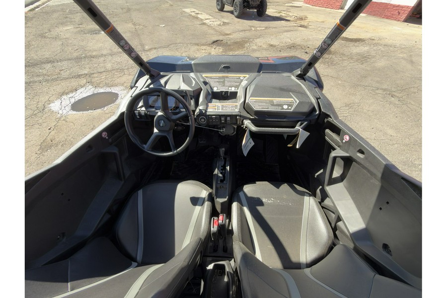 2025 Can-Am SSV COM MAX XT 64 1000R BK 25 XT 1000R