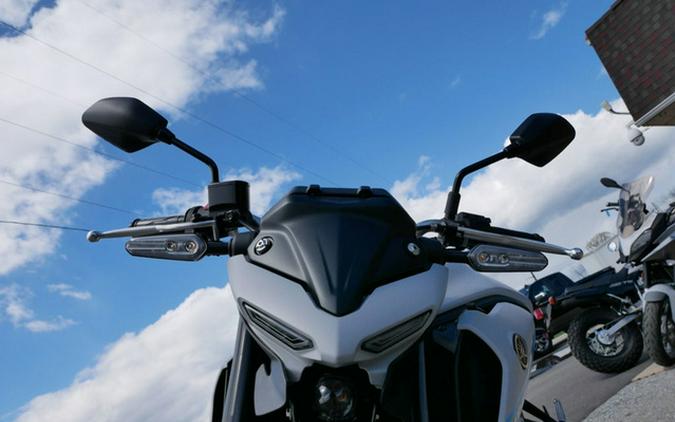 2025 Yamaha MT 03