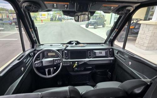 2026 Can-Am® Defender MAX Limited HD11 Desert Tan & Carbon Black