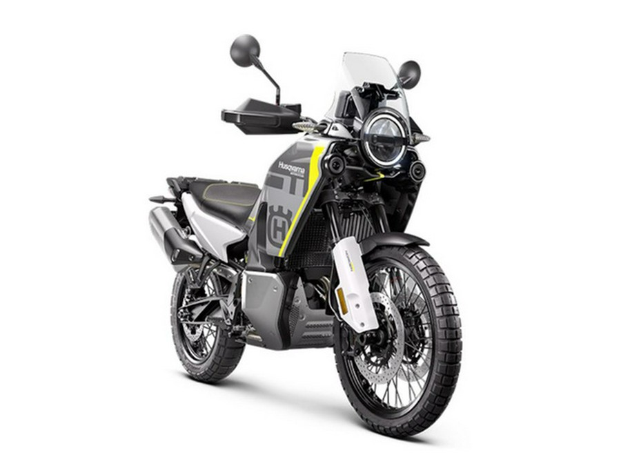 2025 Husqvarna Norden 901