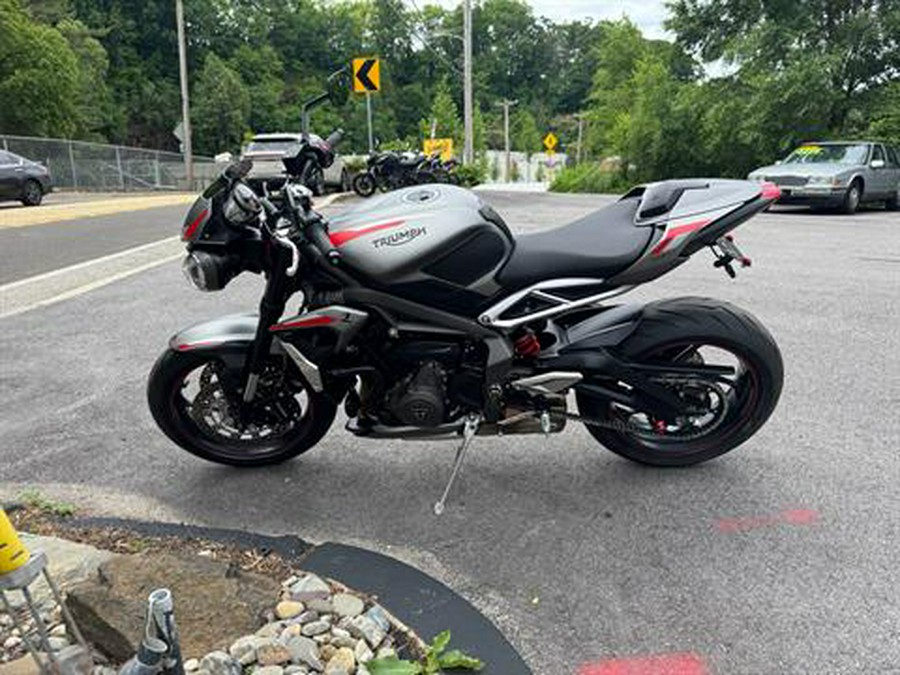 2022 Triumph Street Triple R