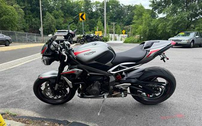 2022 Triumph Street Triple R