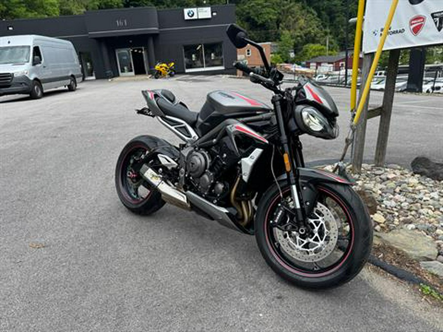 2022 Triumph Street Triple R
