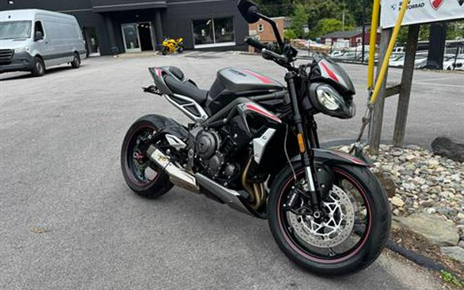 2022 Triumph Street Triple R