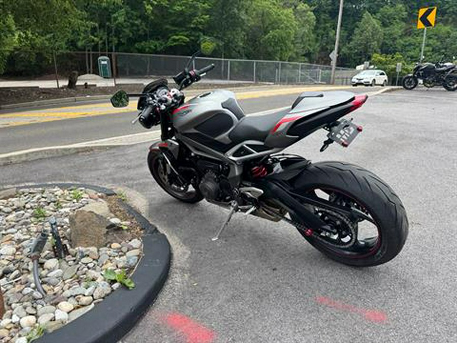 2022 Triumph Street Triple R