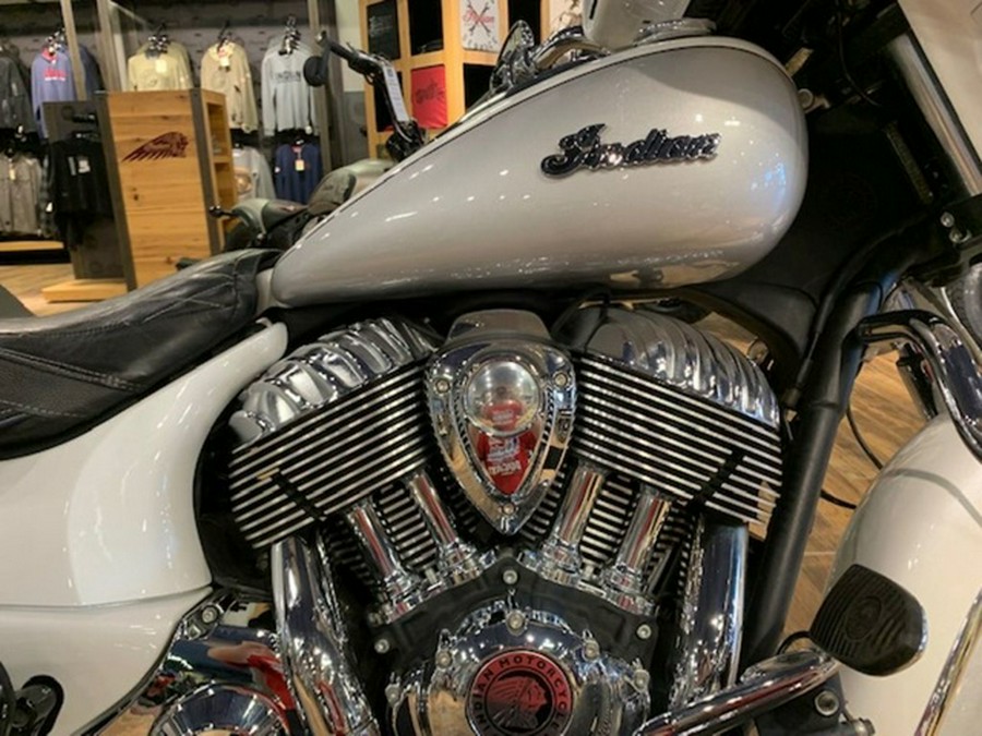 2018 Indian Roadmaster ABS Pearl White Over Star Silver