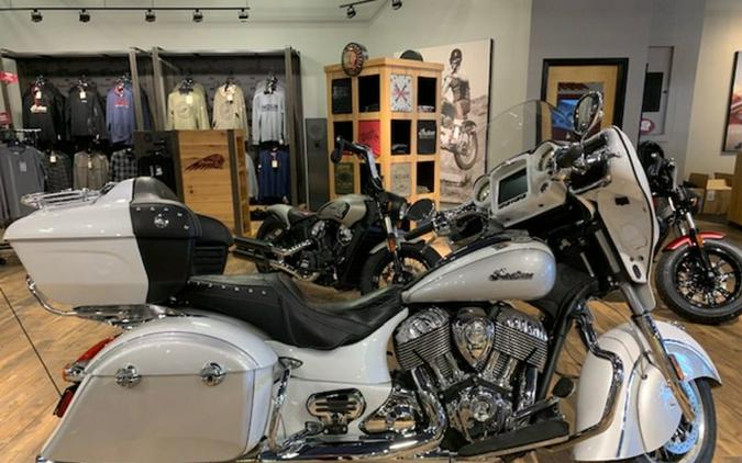 2018 Indian Roadmaster ABS Pearl White Over Star Silver
