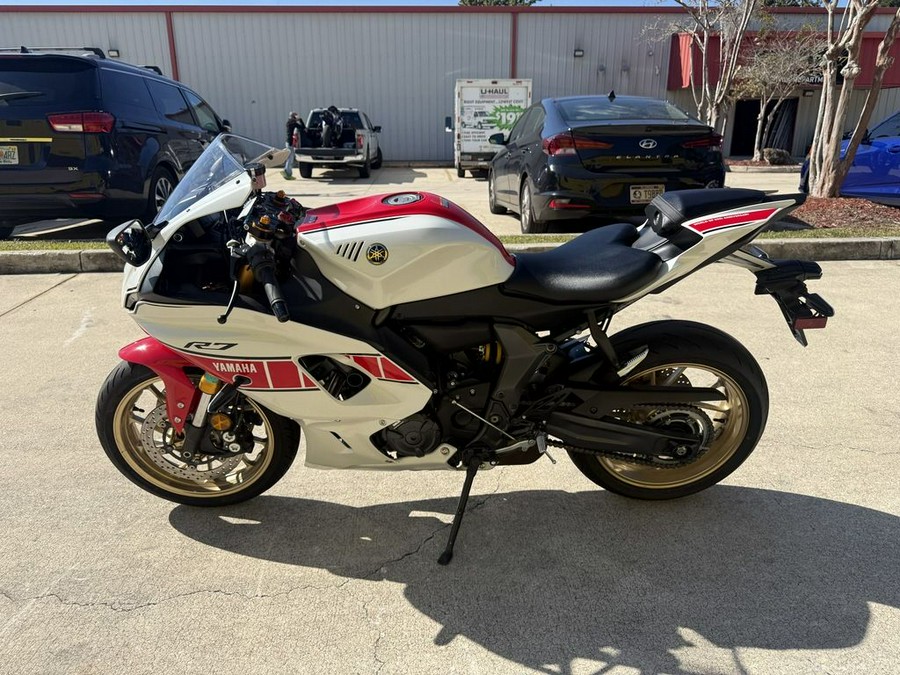 2022 YAMAHA R7