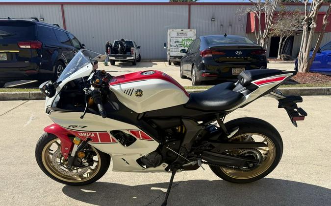 2022 YAMAHA R7