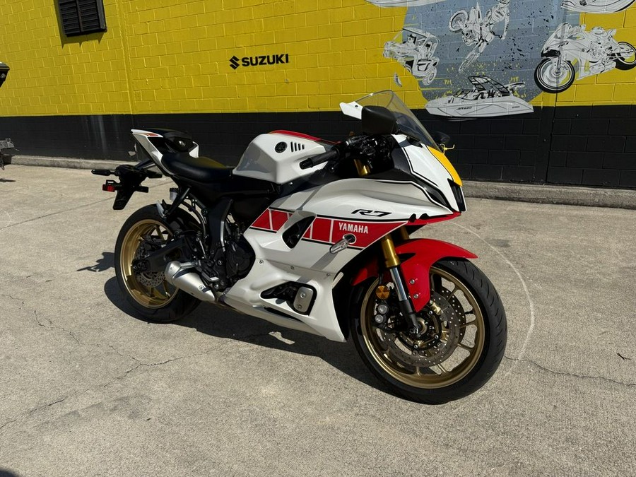 2022 YAMAHA R7