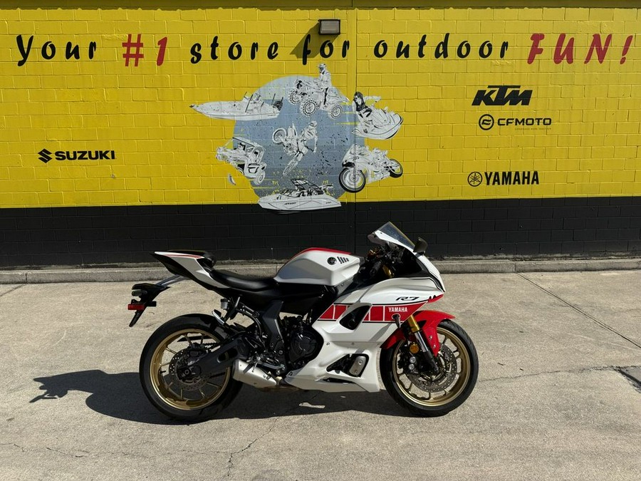 2022 YAMAHA R7