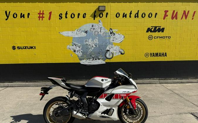 2022 YAMAHA R7
