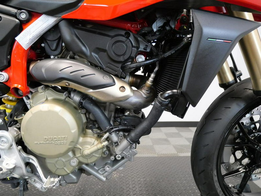 2025 Ducati Hypermotard 698 Mono Ducati Red