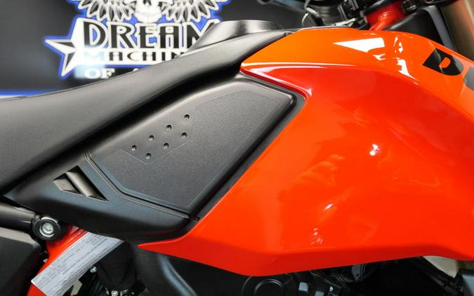 2025 Ducati Hypermotard 698 Mono Ducati Red