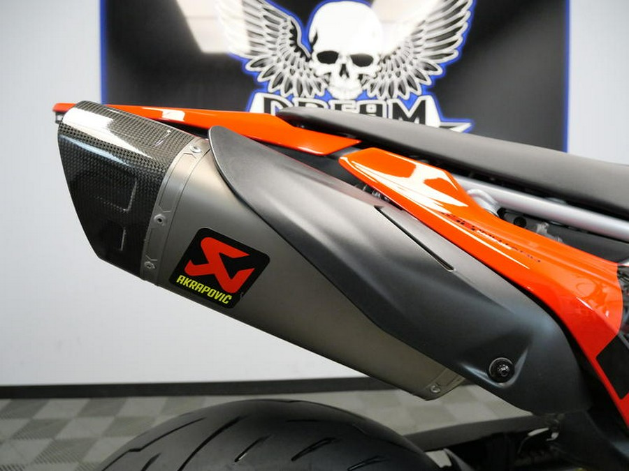 2025 Ducati Hypermotard 698 Mono Ducati Red