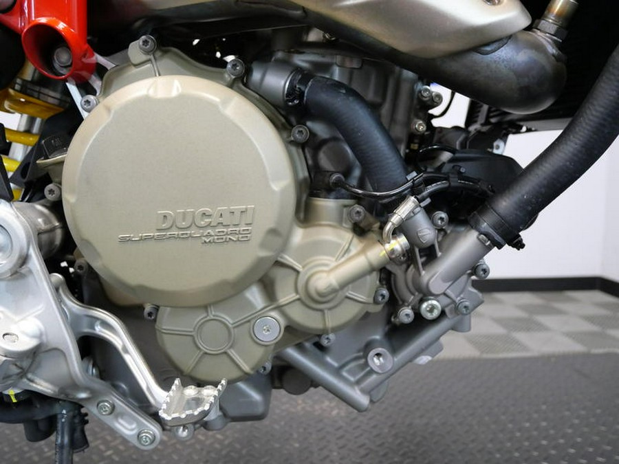 2025 Ducati Hypermotard 698 Mono Ducati Red