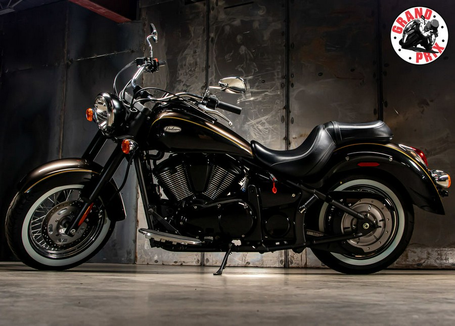 2023 Kawasaki Vulcan® 900 Classic