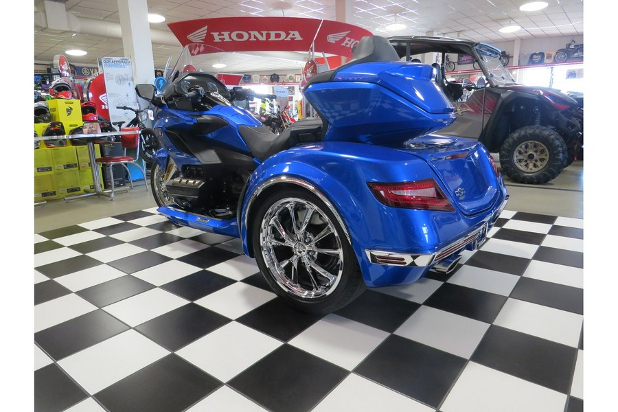 2023 Honda 2023 GL1800 6 SPEED CUSTOM '22 BLUE