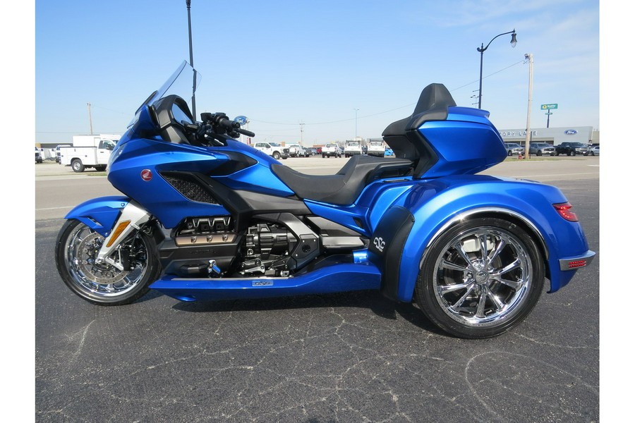 2023 Honda 2023 GL1800 6 SPEED CUSTOM '22 BLUE