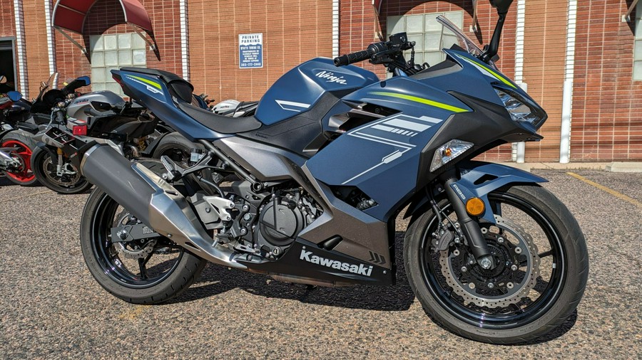 2022 Kawasaki Ninja 400 ABS