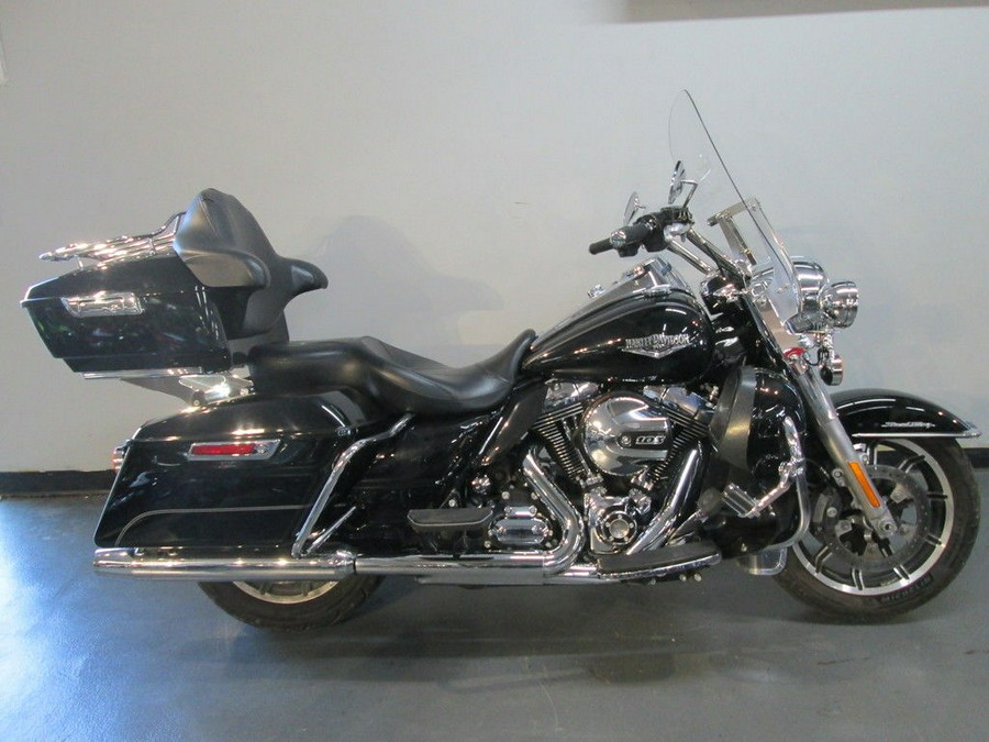 2016 Harley-Davidson® FLHR - Road King®