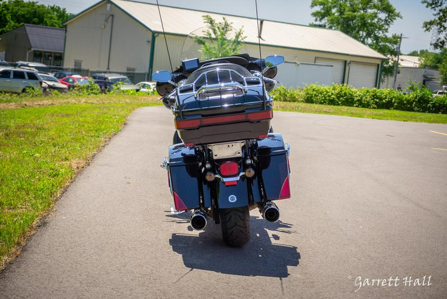 2011 Harley-Davidson® FLHTCUSE6 - CVO™ Ultra Classic® Electra Glide®