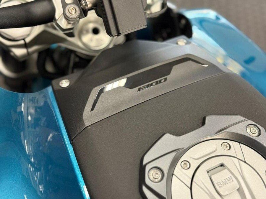 New 2026 BMW R 1300 R