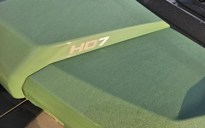 2025 Can-Am Defender DPS HD7