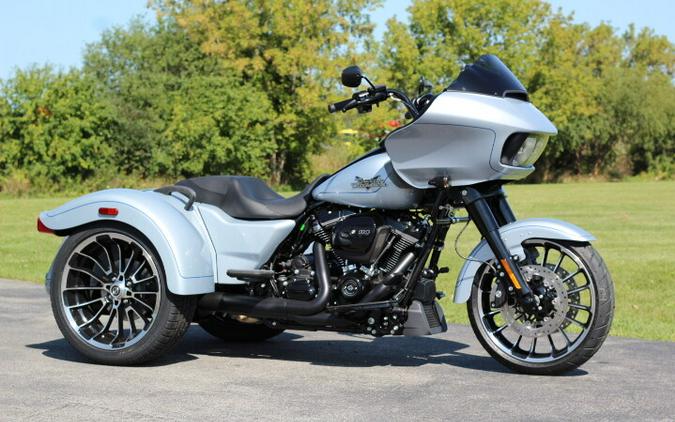 2023 Harley-Davidson Road Glide 3 Trike First Look [5 Fast Facts]