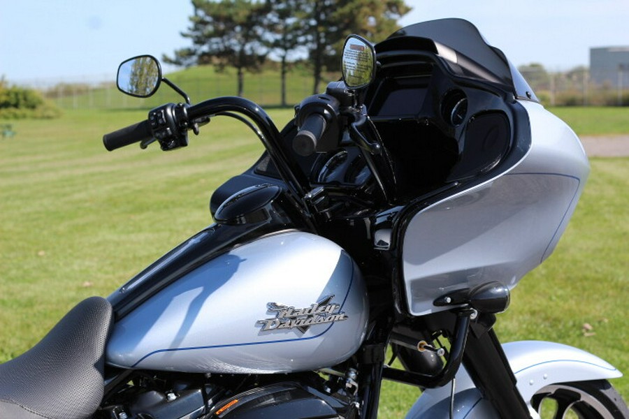 FLTRT 2024 Road Glide 3