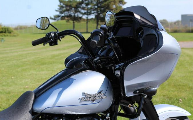 FLTRT 2024 Road Glide 3