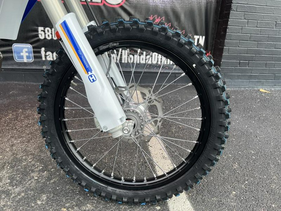 2025 Husqvarna® TC 250 Heritage