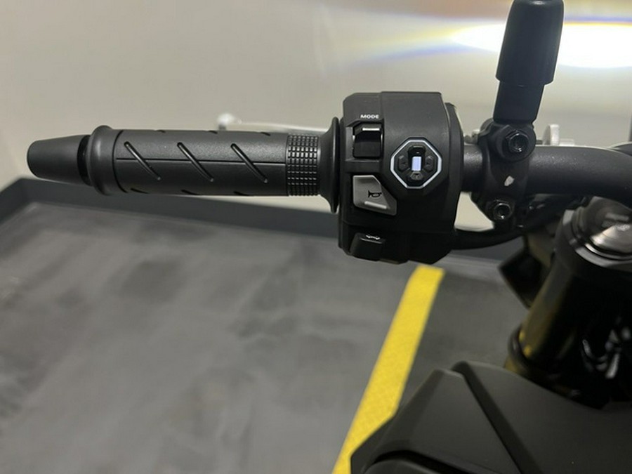 2025 Honda CB750 Hornet