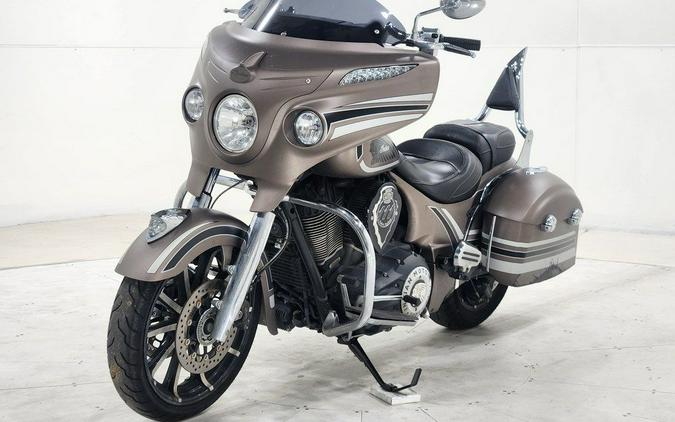 2018 Indian Motorcycle® Chieftain® Limited ABS Bronze Smoke with Graphics