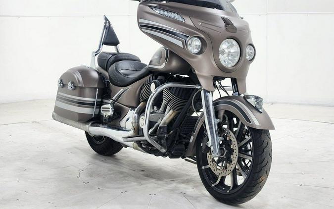 2018 Indian Motorcycle® Chieftain® Limited ABS Bronze Smoke with Graphics